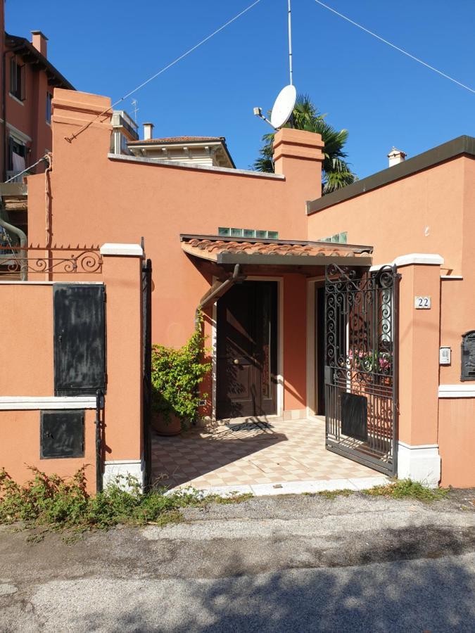 Cottage Al Mare Martina Lido di Venezia ภายนอก รูปภาพ
