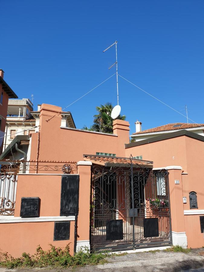 Cottage Al Mare Martina Lido di Venezia ภายนอก รูปภาพ